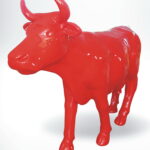 figura krowa gładka czerwona front